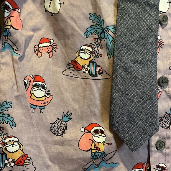 Christmas SVRN Code Santa Button Down and Tie size 5 - Picture 3 of 6